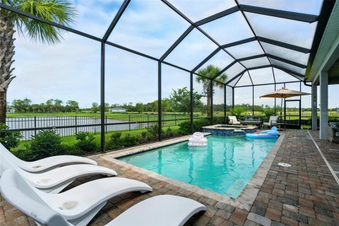 Villa ou maison à vendre à North Fort Myers, Floride: 3 chambres, 264.31 m2 № 1916980 - photo 3