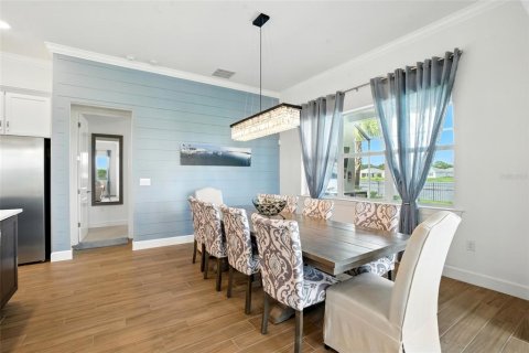 Villa ou maison à vendre à North Fort Myers, Floride: 3 chambres, 264.31 m2 № 1916980 - photo 16