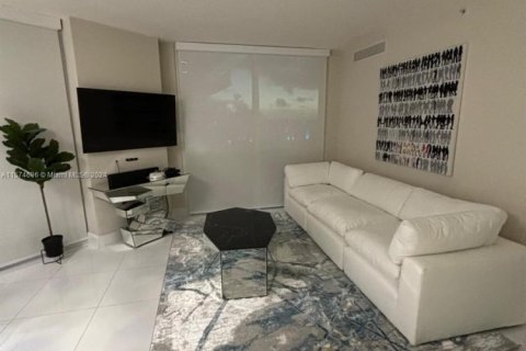 Снять в аренду кондоминиум в Санни-Айлс-Бич, Флорида 3 спальни, 134.43м2, № 1972582 - фото 24