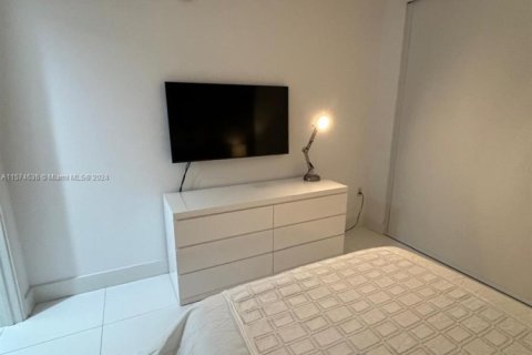 Снять в аренду кондоминиум в Санни-Айлс-Бич, Флорида 3 спальни, 134.43м2, № 1972582 - фото 27