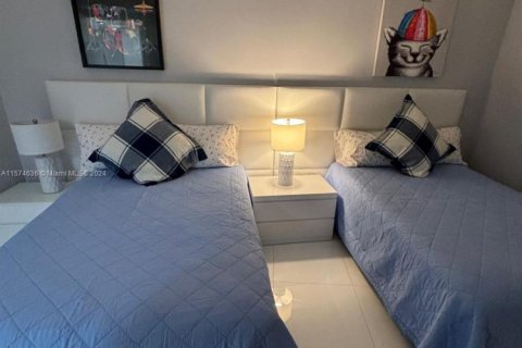 Снять в аренду кондоминиум в Санни-Айлс-Бич, Флорида 3 спальни, 134.43м2, № 1972582 - фото 26