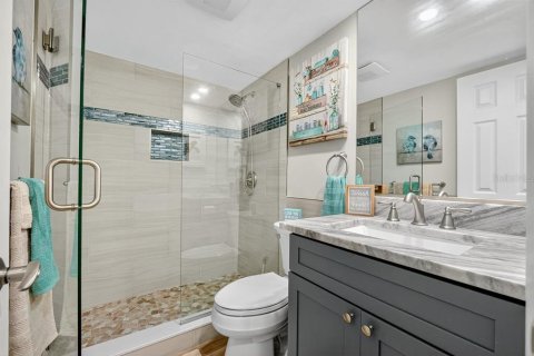 Condo in Daytona Beach Shores, Florida, 2 bedrooms № 2236255 - photo 25