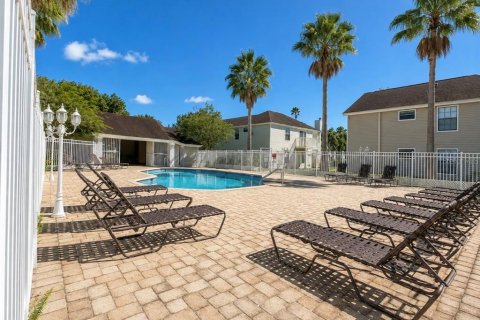 Condo in Kissimmee, Florida, 3 bedrooms № 2395984 - photo 22