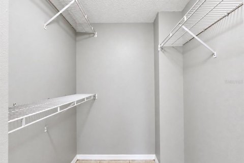 Condo in Kissimmee, Florida, 3 bedrooms № 2395984 - photo 15