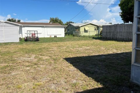 Villa ou maison à louer à Holiday, Floride: 2 chambres, 84.08 m2 № 1906475 - photo 15