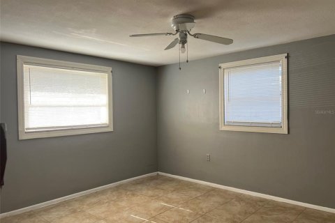 Villa ou maison à louer à Holiday, Floride: 2 chambres, 84.08 m2 № 1906475 - photo 10