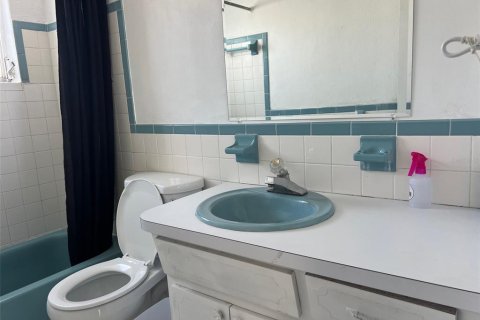 Villa ou maison à louer à Holiday, Floride: 2 chambres, 84.08 m2 № 1906475 - photo 6