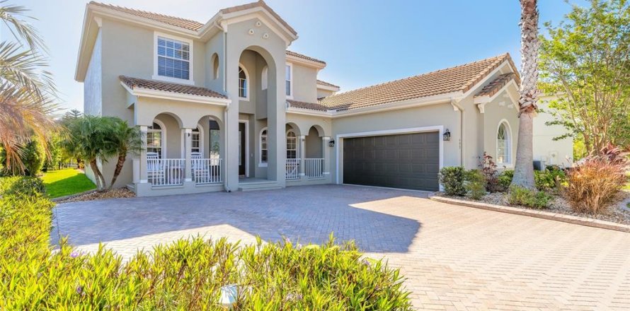 Casa en New Smyrna Beach, Florida 5 dormitorios, 270.25 m2 № 1632506