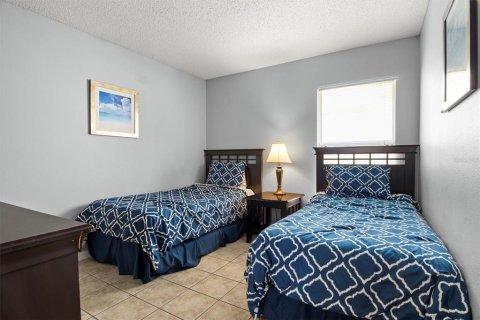 Casa en venta en Kissimmee, Florida, 5 dormitorios, 180.23 m2 № 1744119 - foto 20