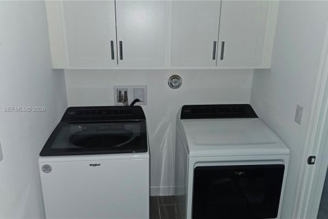 House in Loxahatchee Groves, Florida 4 bedrooms, 223.06 sq.m. № 2300635 - photo 20