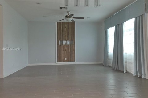 House in Loxahatchee Groves, Florida 4 bedrooms, 223.06 sq.m. № 2300635 - photo 7