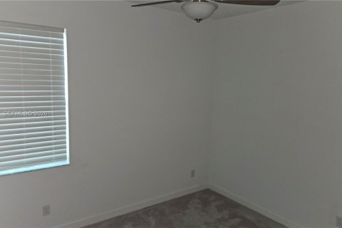 House in Loxahatchee Groves, Florida 4 bedrooms, 223.06 sq.m. № 2300635 - photo 12