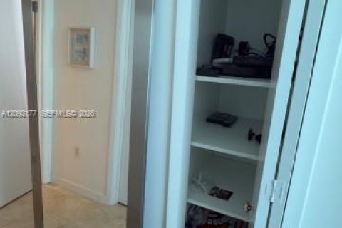 Appartement à louer à Sunny Isles Beach, Floride: 1 chambre, 79.71 m2 № 2376111 - photo 20