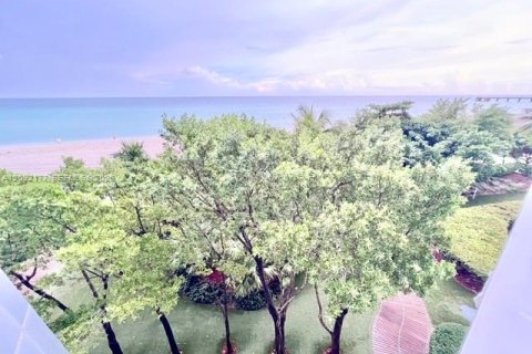 Appartement à louer à Sunny Isles Beach, Floride: 1 chambre, 79.71 m2 № 2376111 - photo 26