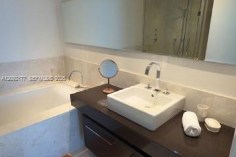 Appartement à louer à Sunny Isles Beach, Floride: 1 chambre, 79.71 m2 № 2376111 - photo 13