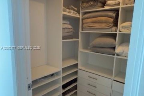 Appartement à louer à Sunny Isles Beach, Floride: 1 chambre, 79.71 m2 № 2376111 - photo 16