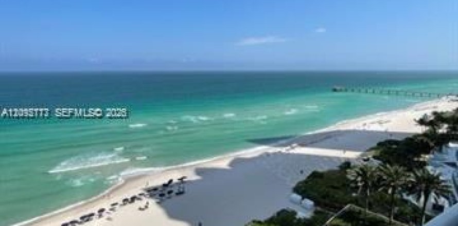 Appartement à Sunny Isles Beach, Floride 1 chambre, 79.71 m2 № 2376111
