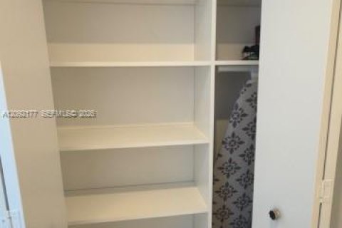 Appartement à louer à Sunny Isles Beach, Floride: 1 chambre, 79.71 m2 № 2376111 - photo 19