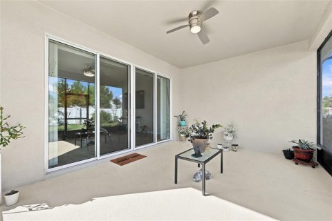 Villa ou maison à vendre à Haines City, Floride: 4 chambres, 179.12 m2 № 2429405 - photo 29