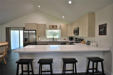 Villa ou maison à vendre à Ocala, Floride: 4 chambres, 167.6 m2 № 2356227 - photo 16