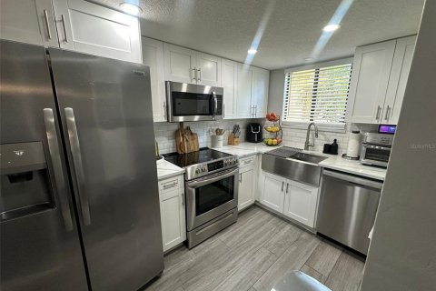 Condominio en venta en Tampa, Florida, 2 dormitorios, 90.49 m2 № 1625489 - foto 3