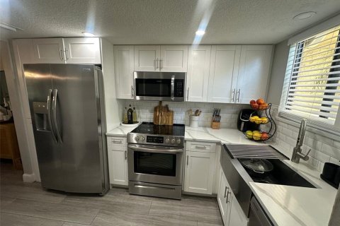 Condominio en venta en Tampa, Florida, 2 dormitorios, 90.49 m2 № 1625489 - foto 4