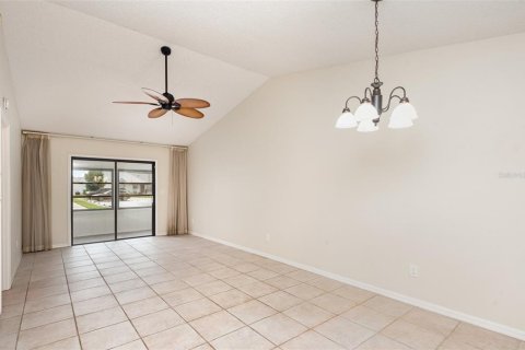 Villa ou maison à vendre à New Smyrna Beach, Floride: 2 chambres, 75.25 m2 № 1911802 - photo 7