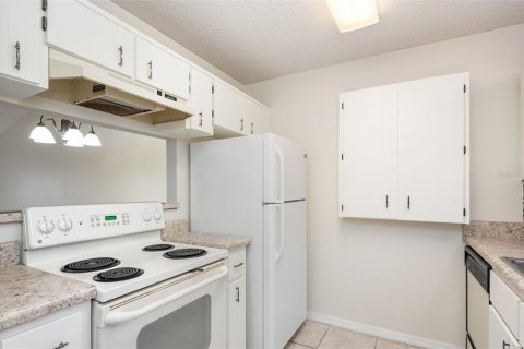 Villa ou maison à vendre à New Smyrna Beach, Floride: 2 chambres, 75.25 m2 № 1911802 - photo 11