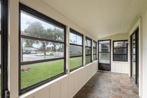 Villa ou maison à vendre à New Smyrna Beach, Floride: 2 chambres, 75.25 m2 № 1911802 - photo 22