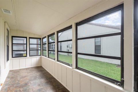 Villa ou maison à vendre à New Smyrna Beach, Floride: 2 chambres, 75.25 m2 № 1911802 - photo 21