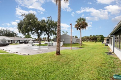 Villa ou maison à vendre à New Smyrna Beach, Floride: 2 chambres, 75.25 m2 № 1911802 - photo 25