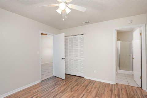Villa ou maison à vendre à New Smyrna Beach, Floride: 2 chambres, 75.25 m2 № 1911802 - photo 16