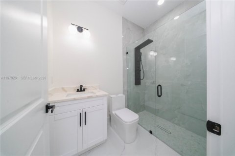 Купить виллу или дом в Лихай-Эйкерс, Флорида 3 спальни, 98.2м2, № 2031505 - фото 15