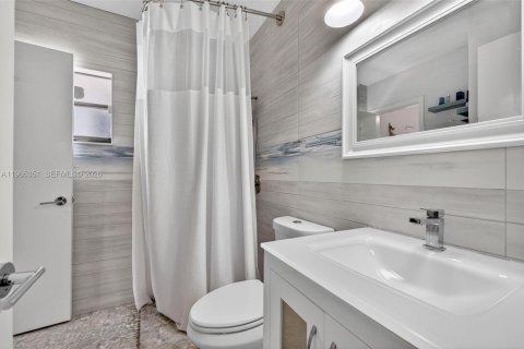 Купить виллу или дом в Помпано-Бич, Флорида 5 спален, 258.83м2, № 2028337 - фото 17