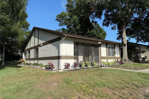 Casa en venta en Palm Harbor, Florida, 2 dormitorios, 95.69 m2 № 1761311 - foto 19