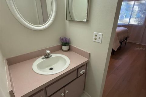 Casa en venta en Palm Harbor, Florida, 2 dormitorios, 95.69 m2 № 1761311 - foto 10