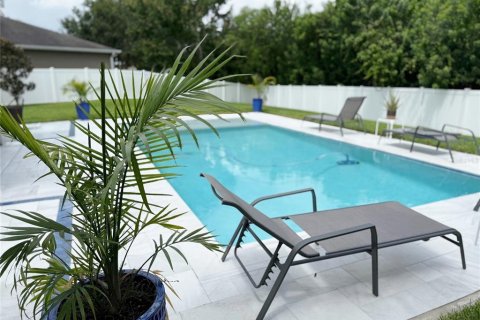 House in Riverview, Florida 4 bedrooms, 230.96 sq.m. № 2378183 - photo 25
