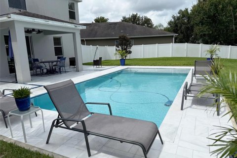 House in Riverview, Florida 4 bedrooms, 230.96 sq.m. № 2378183 - photo 2