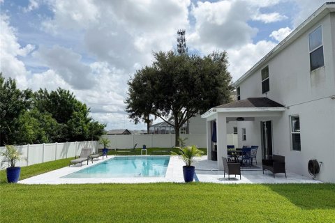 House in Riverview, Florida 4 bedrooms, 230.96 sq.m. № 2378183