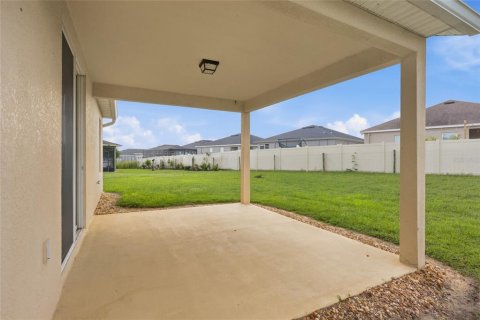House in Haines City, Florida 3 bedrooms, 147.44 sq.m. № 2423955 - photo 22