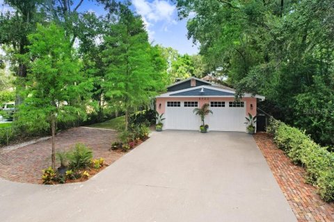 House in Odessa, Florida 3 bedrooms, 195.65 sq.m. № 1801550 - photo 2