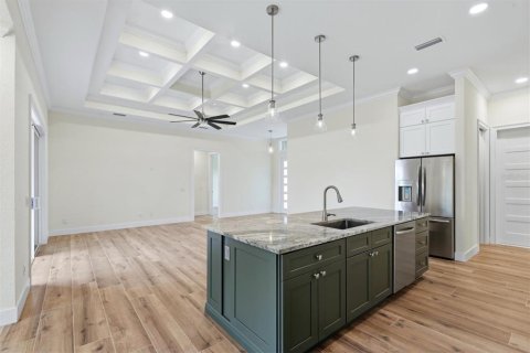 House in North Port, Florida 3 bedrooms, 178.28 sq.m. № 2215365 - photo 11