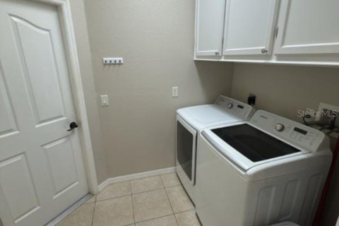 Villa ou maison à vendre à North Port, Floride: 3 chambres, 162.76 m2 № 2406232 - photo 6