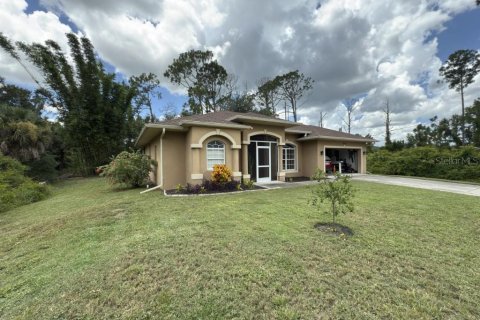 Villa ou maison à North Port, Floride 3 chambres, 162.76 m2 № 2406232