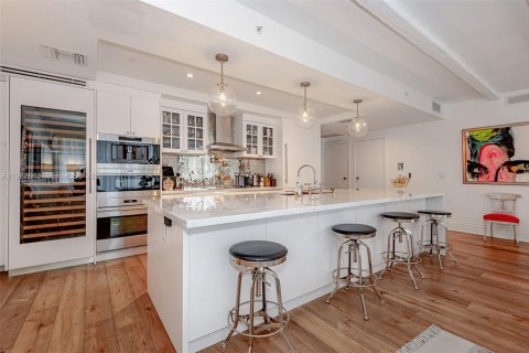 Condo in Miami, Florida, 3 bedrooms № 2243688 - photo 7