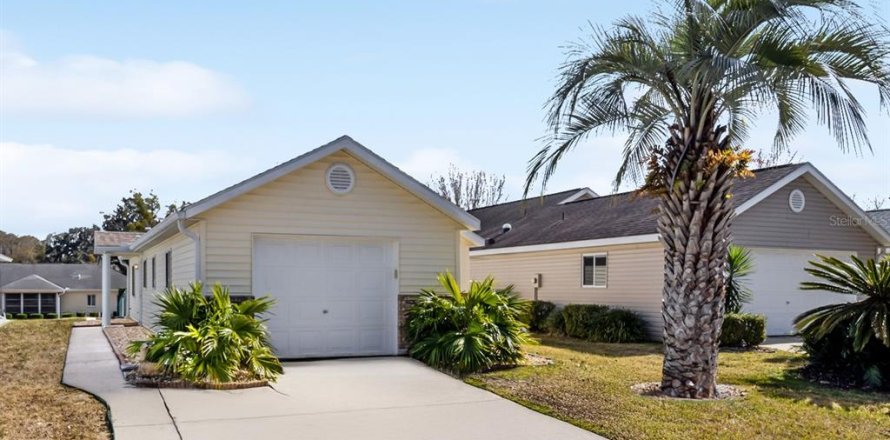 Villa ou maison à Ocala, Floride 2 chambres, 86.31 m2 № 2141980