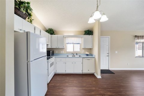 Villa ou maison à vendre à Ocala, Floride: 2 chambres, 86.31 m2 № 2141980 - photo 19