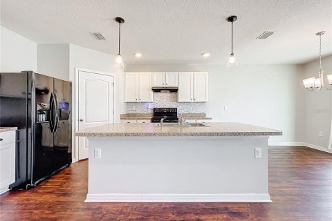 Casa en alquiler en Leesburg, Florida, 5 dormitorios, 248.42 m2 № 1760608 - foto 12