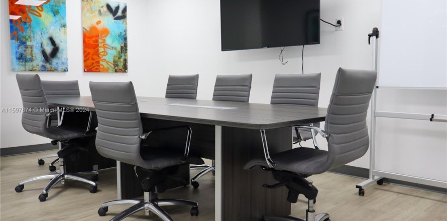 Bureau à Coral Gables, Floride № 1208067