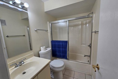 Condominio en alquiler en Punta Gorda, Florida, 2 dormitorios, 82.31 m2 № 1538927 - foto 13